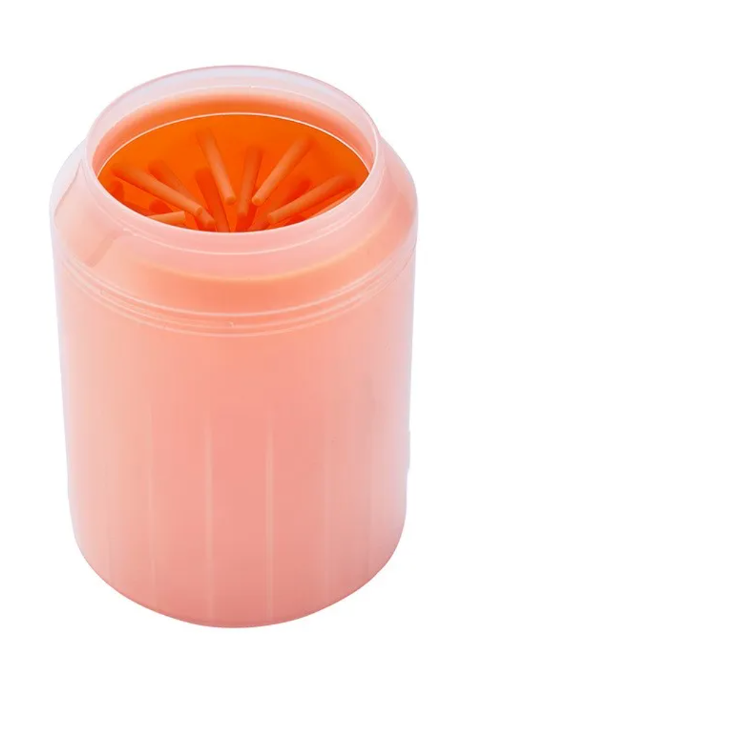 The Trailwash Paw Cleaner Cup, additional product view